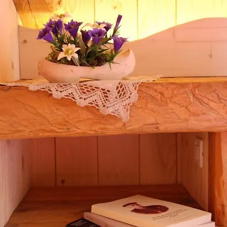 Garni Plueme فندق 3*