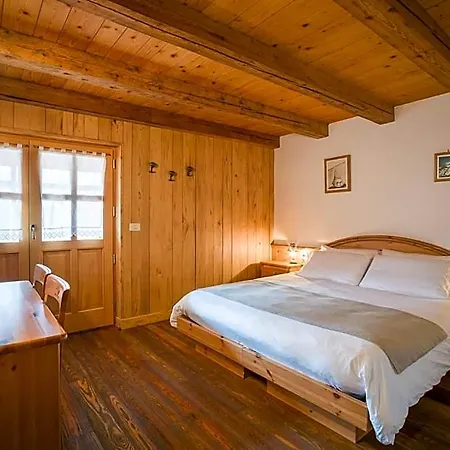 Garni Plueme Hotel 3*