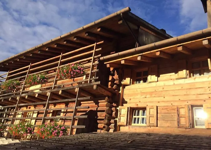 Garni Plueme Hotel 3*